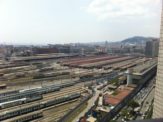 Napoli_Centrale_railway_station_(aerial_view)
