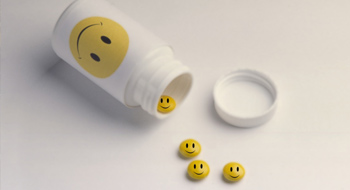 happyface-pills-benefits-wellness