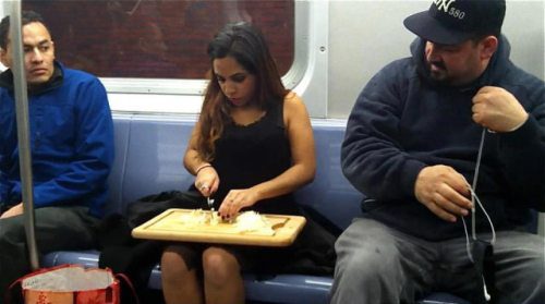 stuff-you-see-on-public-transport-8