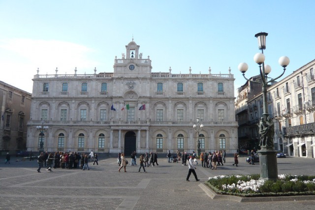 PiazzaUniversità-Catania