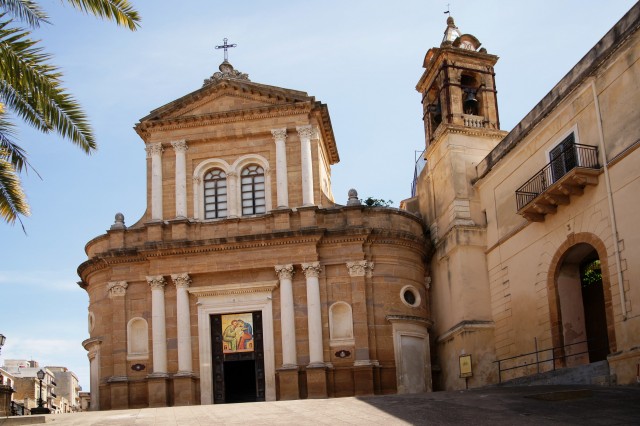 Sambuca-de-sicilia-chiesa-del-carmine