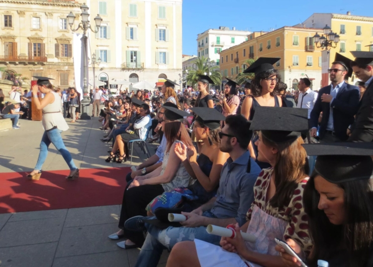 Laurea in piazza Uniss 1 - Liveuniversity