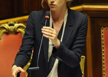 Il Ministro Marianna Madia, in aula del Senato per la riforma della pubblica amministrazione, Roma, 29 aprile 2015. ANSA/ GIORGIO ONORATI