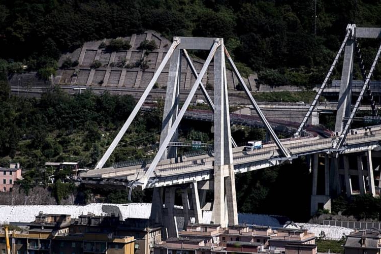 ponte-morandi-autostrade-replica-a-toninelli - Liveuniversity