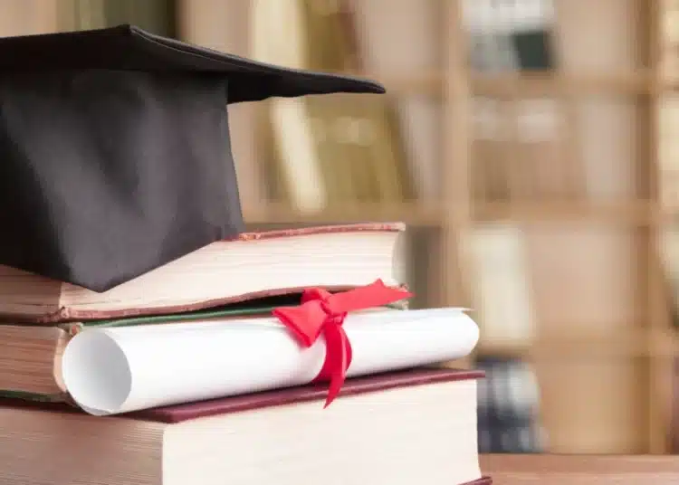 Migliori-idee-regalo-per-laureato-quale-acquistare-1024x546 - Liveuniversity