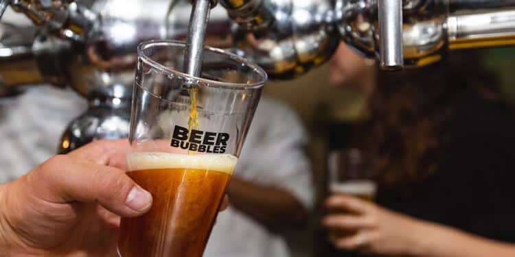Palermo brinda in piazza: torna Beer Bubbles tra birre artigianali e lo street food d’autore
