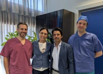 Eccellenze dell’AOUP: eseguito un intervento ibrido mini-invasivo per una sindrome della vena cava superiore