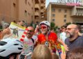 Jovanotti arriva a Palermo in bicicletta