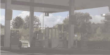 distributore benzina a Lentini provincia di Siracusa
