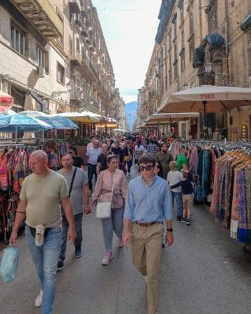 Palermo, prorogato di un anno il blocco a nuove botteghe alimentari e distributori nel Centro Storico