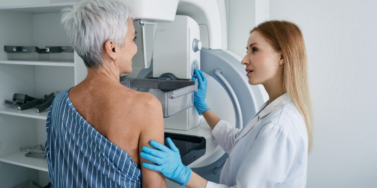 Screening oncologici in Sicilia: crescono le adesioni, ma resta il nodo colon-retto