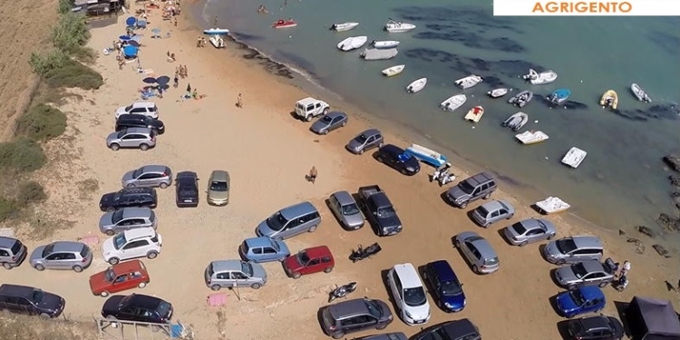 parcheggio selvaggio spiaggia le pergole 1