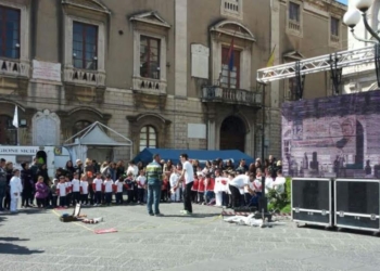 Piazza Università. Telethon