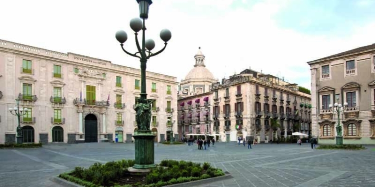 piazza università