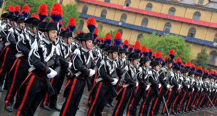 carabinieri giuramento e conferimento alamari ad allievi