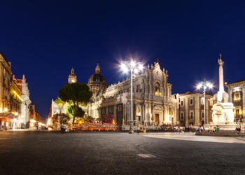 piazza-duomo-catania