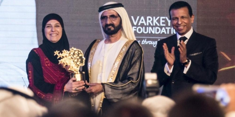 l r hanan al hroub hh sheikh mohammed bin rashid al maktoum sunny varkey1 1024x683 knkd u1070563255879amg 1024x576lastampait jpgjpeg