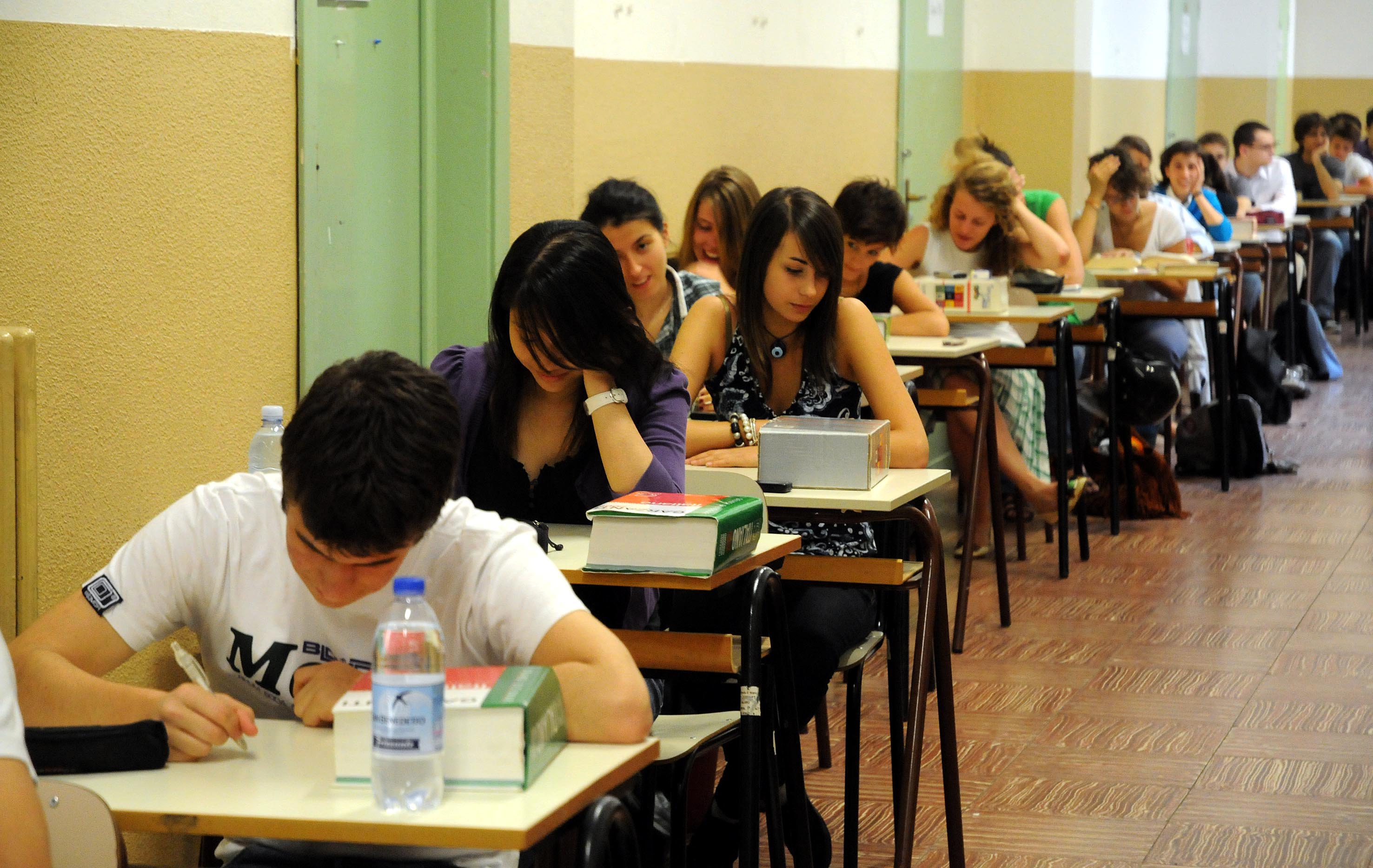 MATURITÀ 2016 – Gli esami costano 150 milioni, ma a cosa servono?