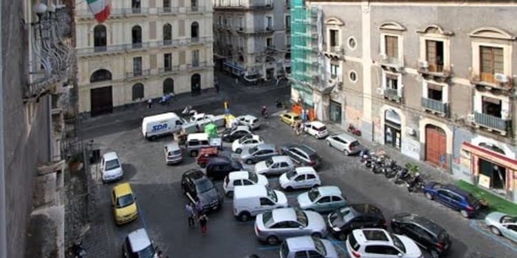 piazza manganelli catania