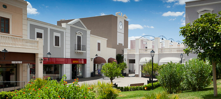 outlet village