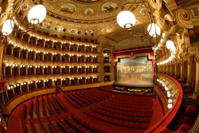 Interno Teatro Massimo Bellini