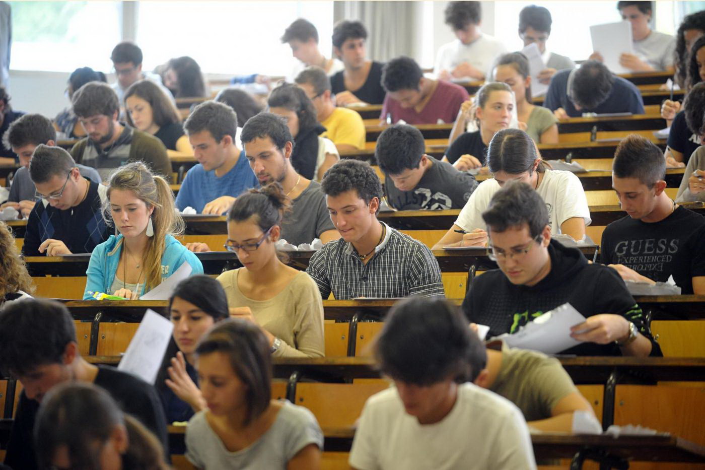 UNIVERSITÀ – Giovani poveri ammessi anche con voti più bassi dei ricchi