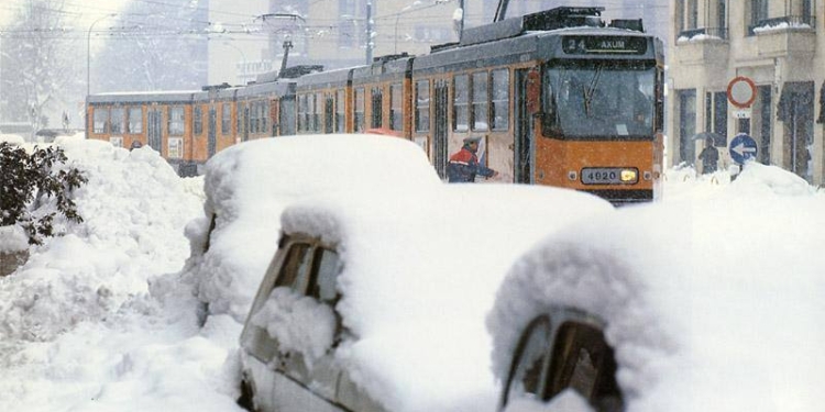 studente bloccato neve