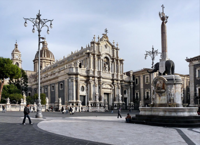catania piazza Duomo