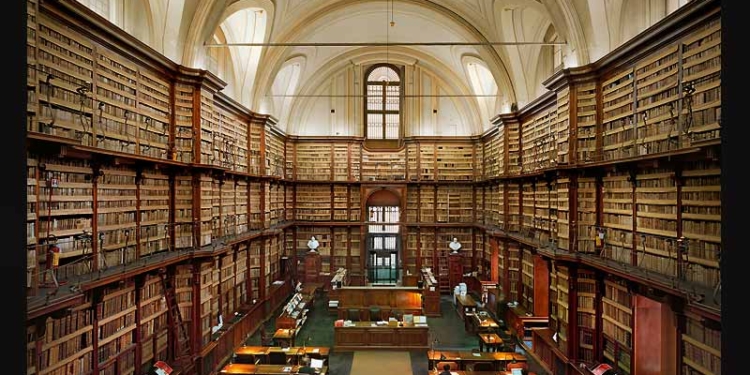 nasce la digital library si dà il via alla digitalizzazione del patrimonio librario italiano