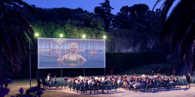 cinema sotto le stelle