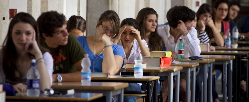 MATURITÀ 2017 – La prima prova è alle porte: ecco gli autori più temuti dai maturandi