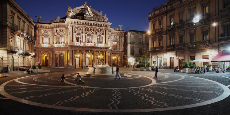 piazza teatro catania