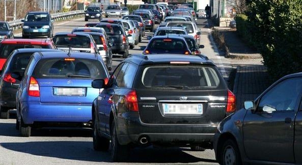 traffico cara mineo catani gela coda giugno 2017