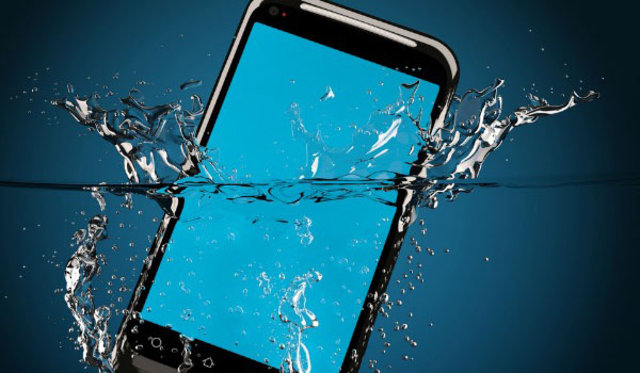 smartphone acqua soluzioni 1