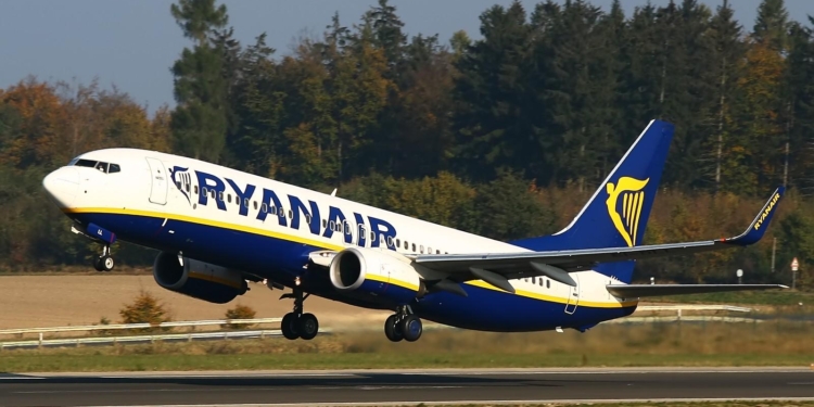 ryanair aircraft