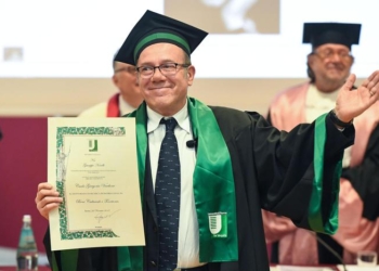 Carlo Verdone durante la cerimonia di conferimento del dottorato honoris causa in Beni Culturali e Territorio, presso l'Università Studi Tor Vergata, Roma, 22 novembre 2017.
ANSA/ALESSANDRO DI MEO