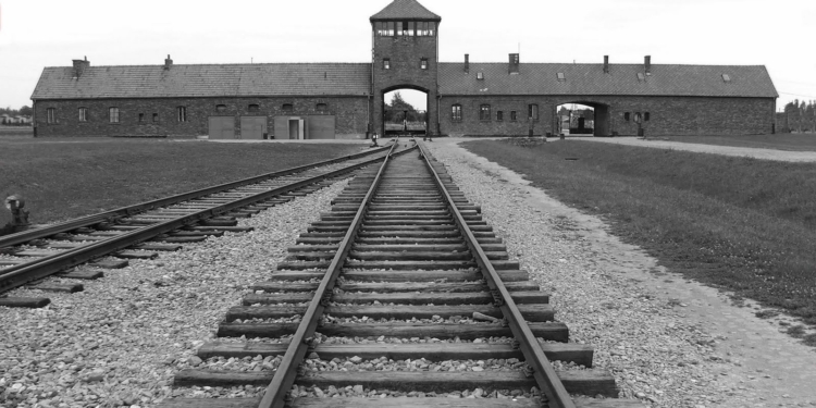 auschwitz birkenau1