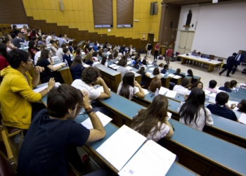 Aula con studenti