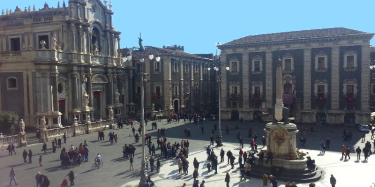 piazza duomo turismo degrado trip advisor