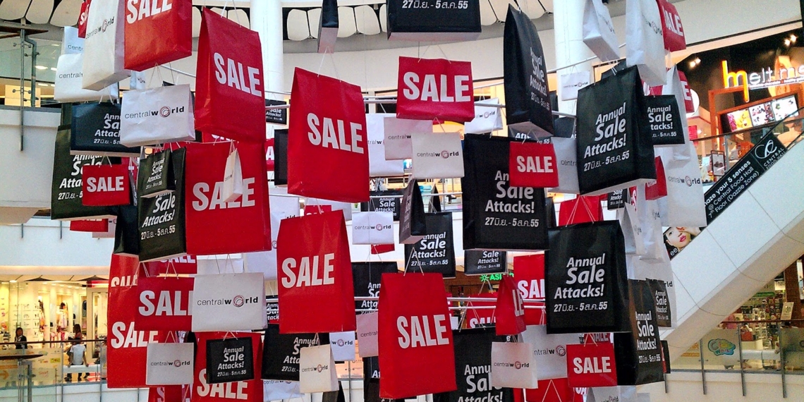 Inizio dei saldi estivi