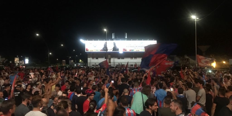 calcio catania piazza europa