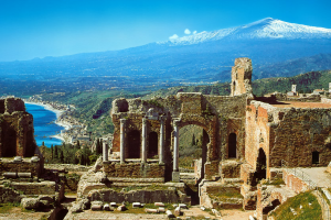 sicilia turismo teatro antico taormina