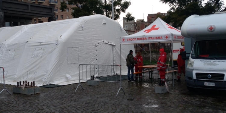 tenda croce rossa italiana ct