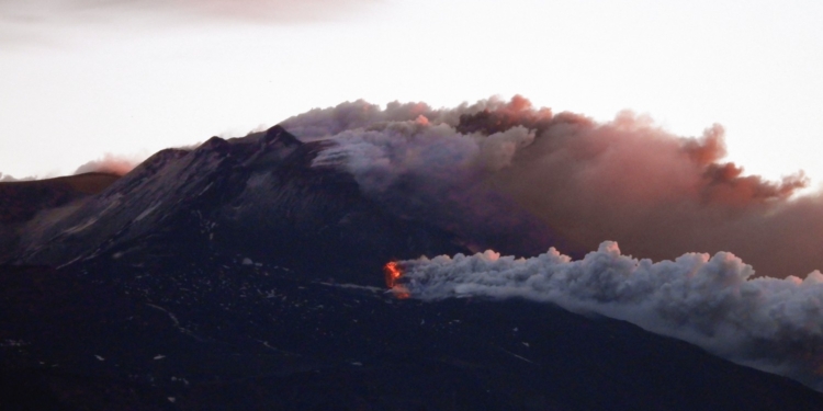 etna eruzione cratere sud est