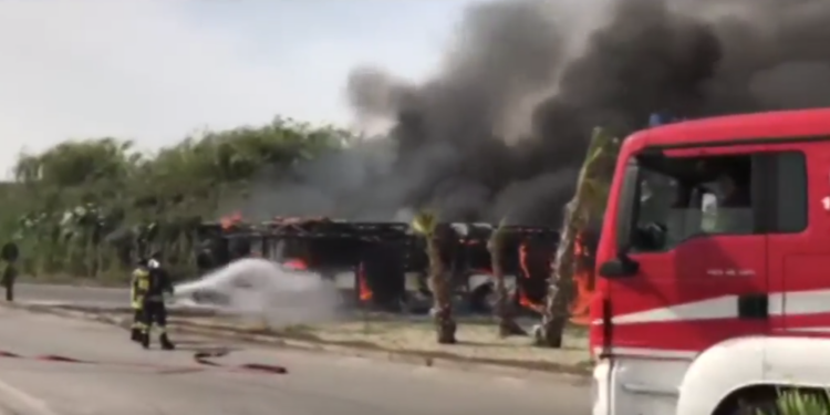 incendio amt porte di catania