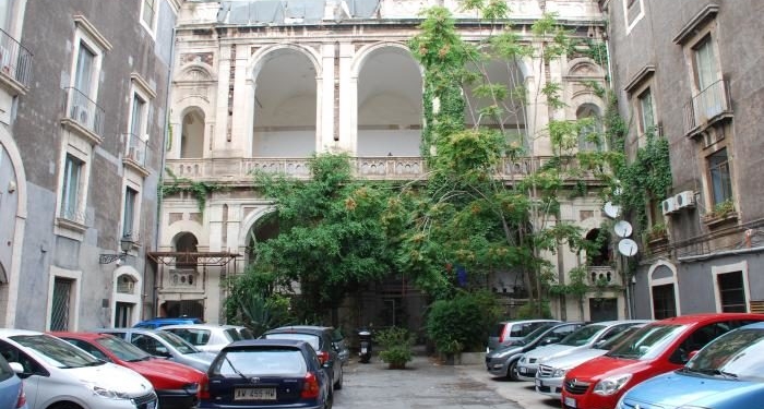 palazzo reburdone scienze politiche