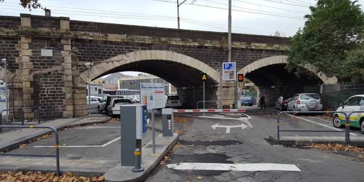 parcheggio alcalà borsellino catania