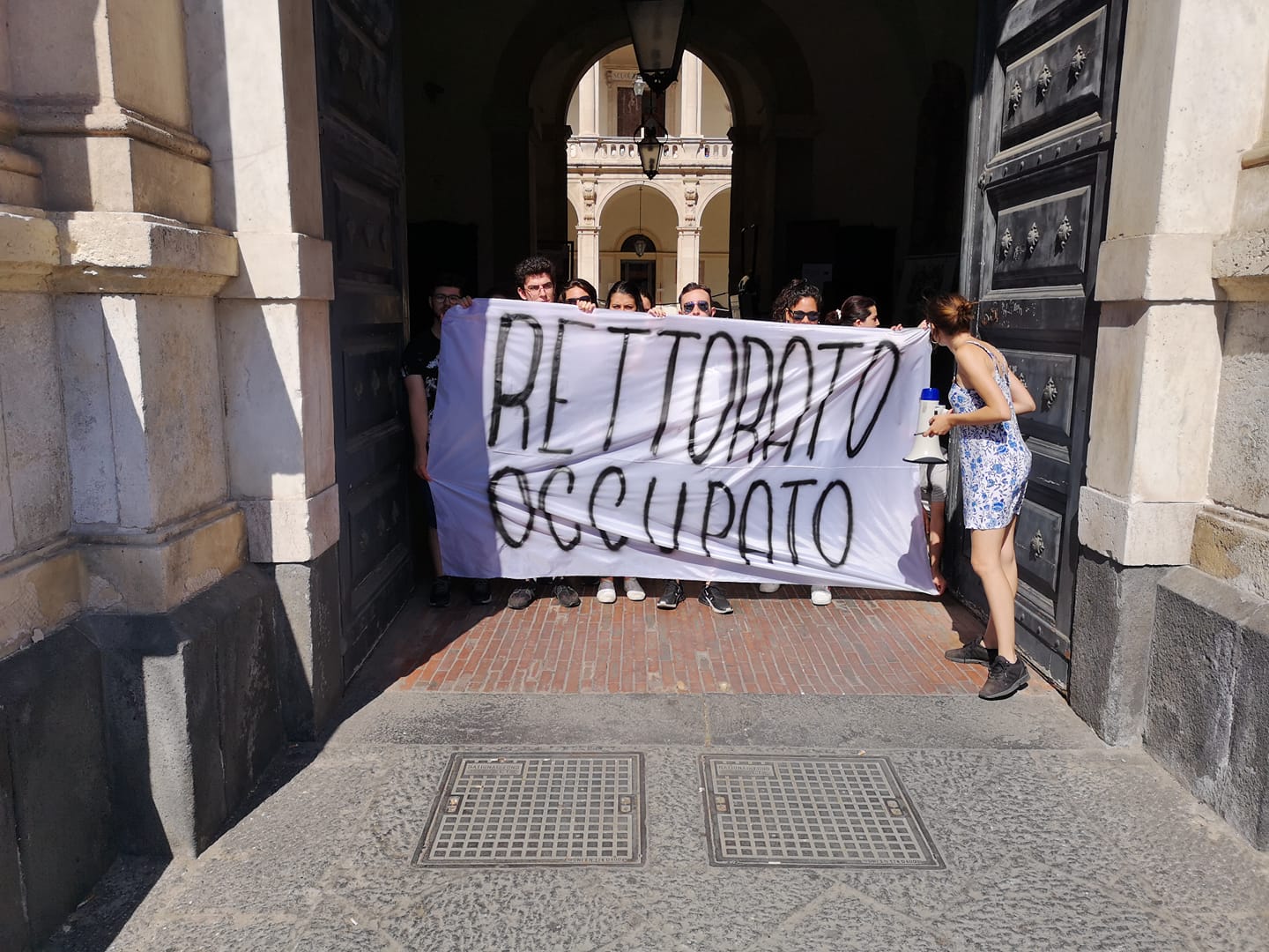 “Università bandita”: studenti occupano il Rettorato