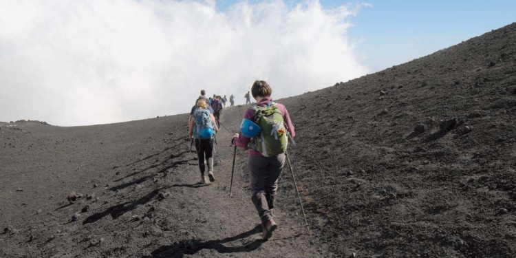 escursionisti etna soccorso