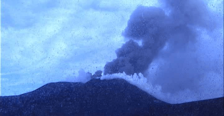 etna emissione cenere